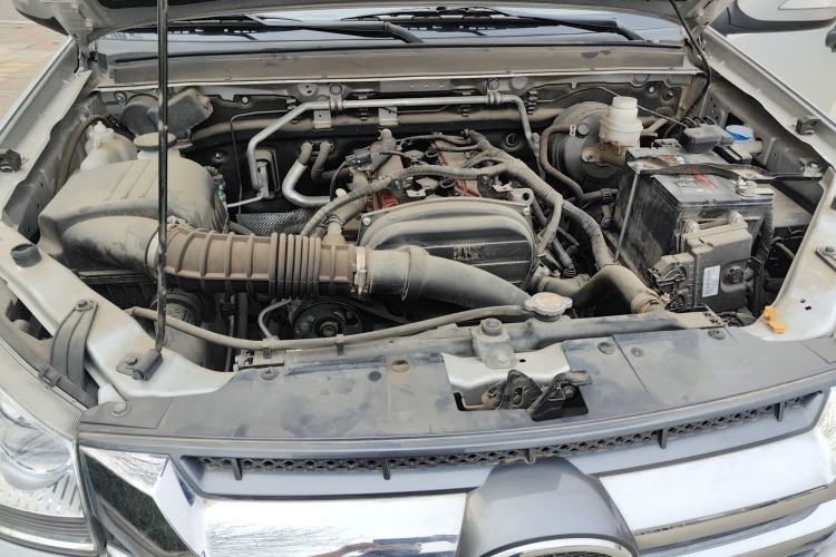 Used Great Wall Wingle 5 2023 2.4L Gasoline Two-Wheel-Drive Entry-Level Big Double Engine Bay