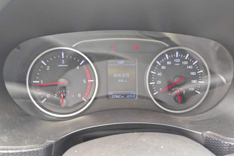 Used Great Wall Wingle 5 2023 2.0T Diesel Two-Wheel Drive Advanced Big Double Instrument Cluster