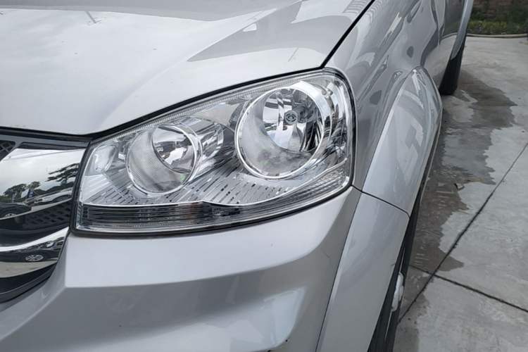 Used Great Wall Wingle 5 2023 2.0T Diesel Two-Wheel Drive Advanced Big Double Left Front Headlight
