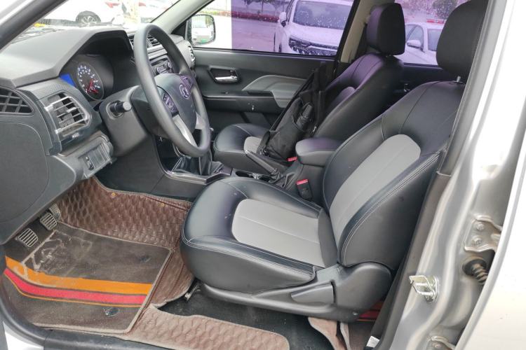 Used Great Wall Wingle 5 2023 "Ganfan" Version 1.5T Gasoline Two-Wheel-Drive Advanced Trim with Long Cargo Bed Left Front Seat