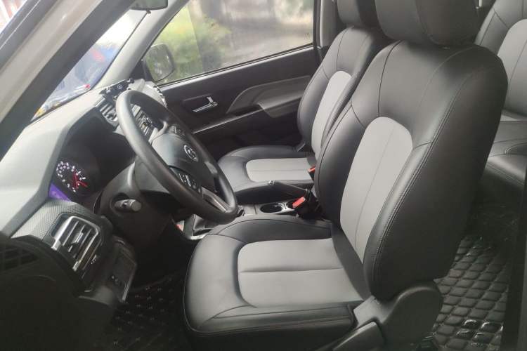 Used Great Wall Wingle 5 2023 2.0T Diesel Two-Wheel Drive Advanced Big Double Left Front Seat