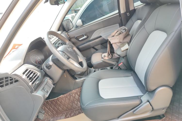 Used Great Wall Wingle 5 2023 "Dry Meal" Version 1.5T Gasoline Two-Wheel-Drive Advanced Large Double Left Front Seat