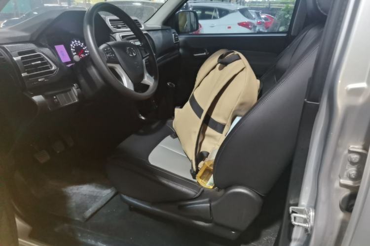 Used Great Wall Wingle 5 2023 2.4L Gasoline 4x4 Entry-Level Compact Pickup Left Front Seat