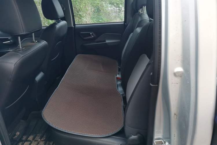 Used Great Wall Wingle 5 2023 "Dry Meal" Version 1.5T Gasoline Two-Wheel-Drive Advanced Large Double Left Rear Seat