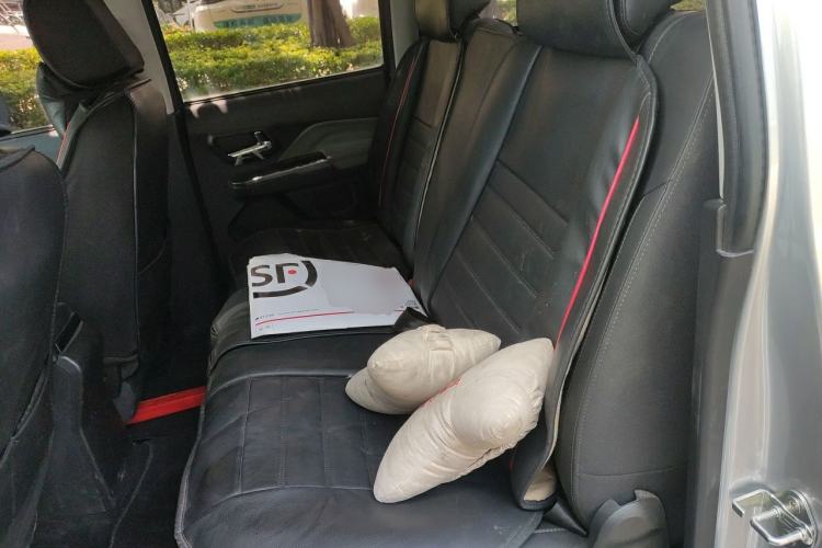 Used Great Wall Wingle 5 2023 2.4L Gasoline Two-Wheel-Drive Elite Model Flat Bed Truck Left Rear Seat