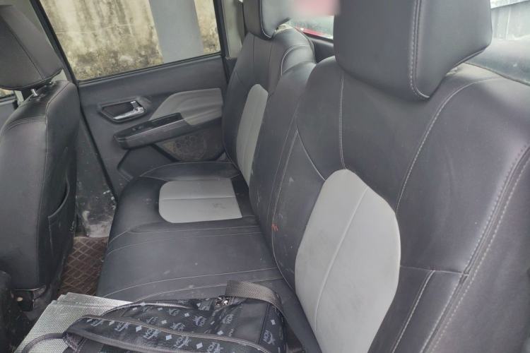Used Great Wall Wingle 5 2023 2.4L Gasoline 4x4 Elite Plus Double Cab Left Rear Seat
