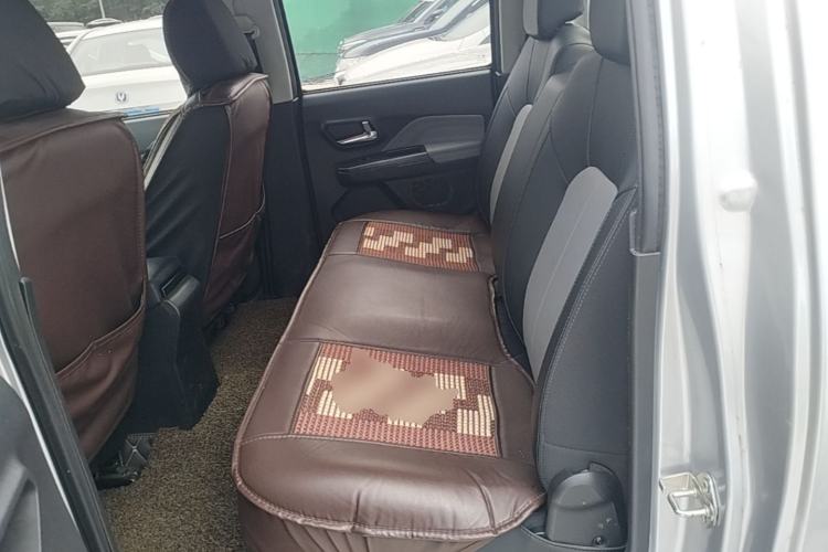 Used Great Wall Wingle 5 2023 2.0T Diesel Two-Wheel Drive Advanced Big Double Left Rear Seat