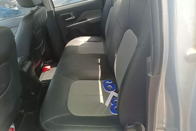 Used Great Wall Wingle 5 2023 "Dry Meal" Version 1.5T Gasoline Two-Wheel-Drive Advanced Large Double Left Rear Seat