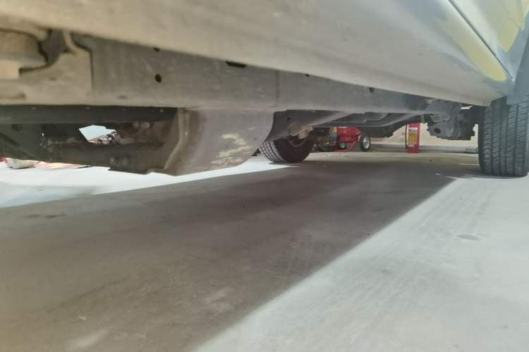 Used Great Wall Wingle 5 2023 2.4L Gasoline 4x4 Entry-Level Compact Pickup Left Side Sill