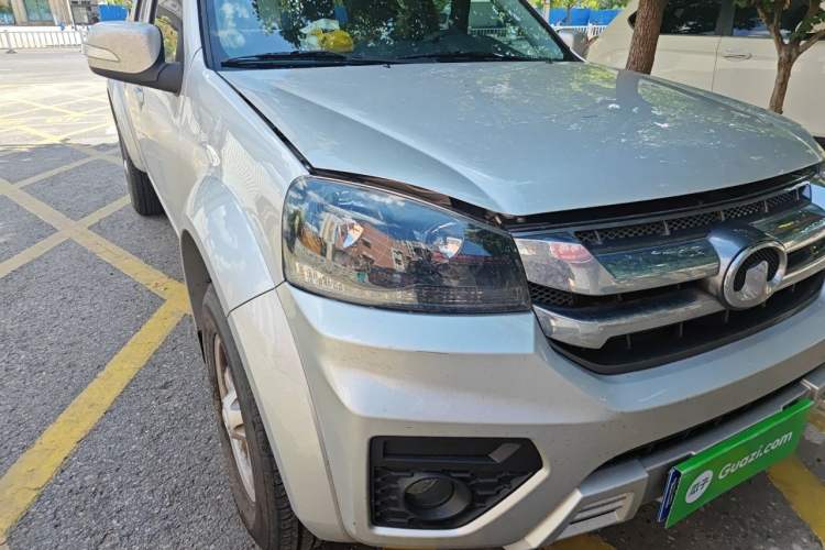 Used Great Wall Wingle 5 2023 2.0T Diesel Two-Wheel Drive Advanced Big Double Right Front Headlight