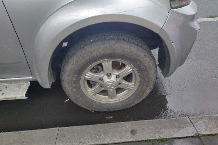 Used Great Wall Wingle 5 2023 2.4L Gasoline 4x4 Elite Plus Double Cab Right Front Wheel Hub