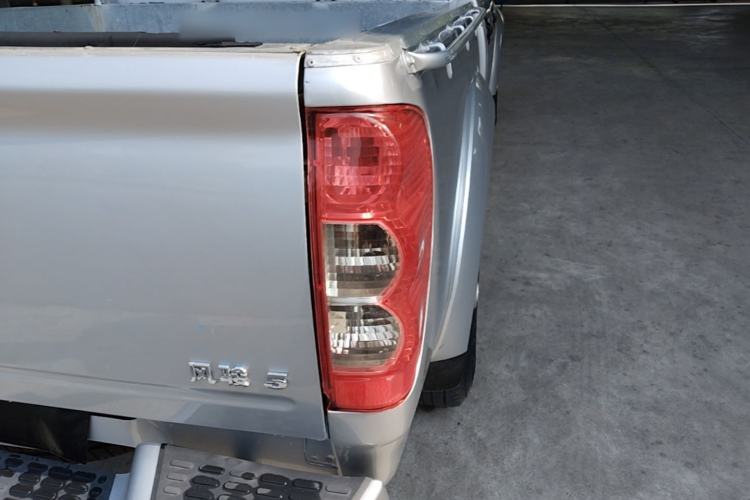 Used Great Wall Wingle 5 2023 2.0T Diesel Two-Wheel Drive Advanced Big Double Right Rear Taillight