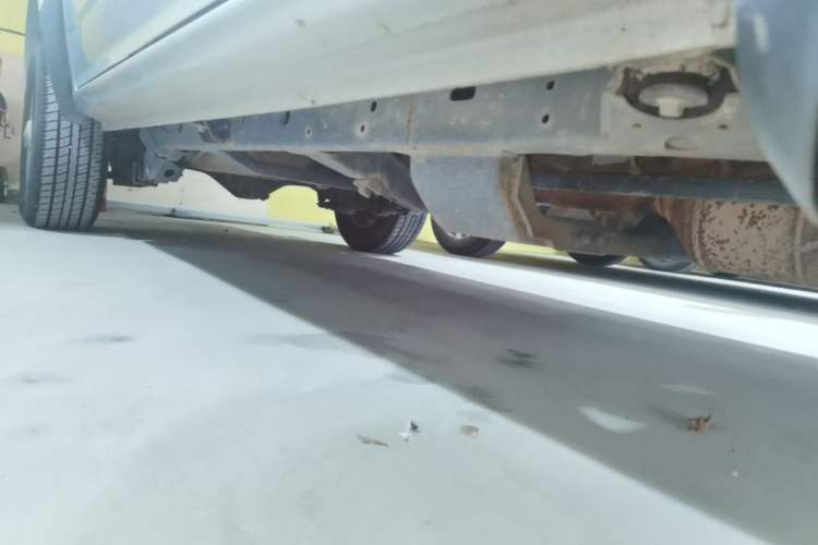 Used Great Wall Wingle 5 2023 2.4L Gasoline 4x4 Entry-Level Compact Pickup Right Side Sill