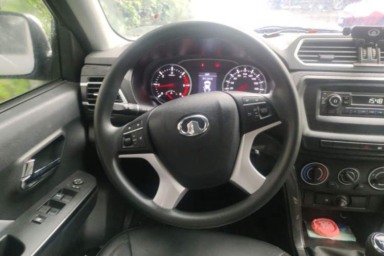 Used Great Wall Wingle 5 2023 2.0T Diesel Two-Wheel Drive Advanced Big Double Steering Wheel
