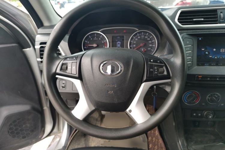 Used Great Wall Wingle 5 2023 2.4L Gasoline 4x4 Entry-Level Big Double Steering Wheel