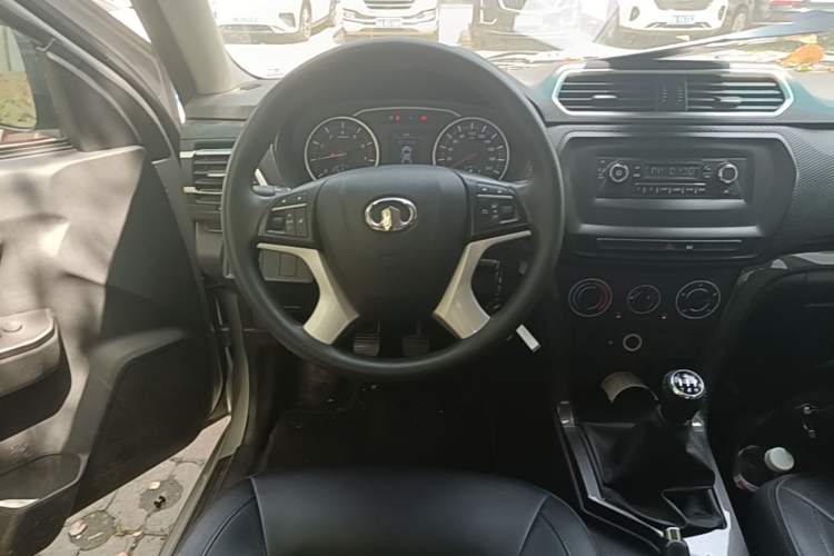 Used Great Wall Wingle 5 2023 "Dry Meal" Version 1.5T Gasoline Two-Wheel-Drive Advanced Large Double Steering Wheel