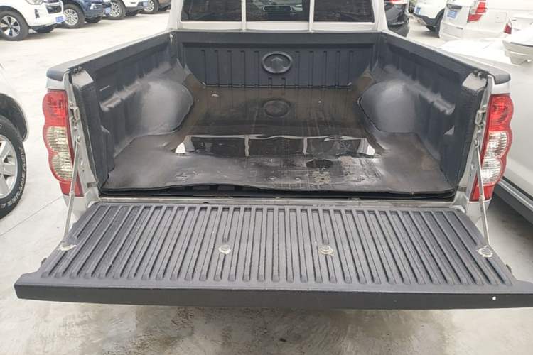 Used Great Wall Wingle 5 2023 2.0T Diesel Two-Wheel Drive Advanced Big Double Trunk