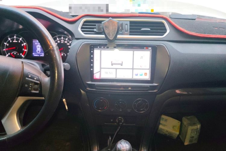 Used Great Wall Wingle 5 2023 "Ganfan" Version 1.5T Gasoline Two-Wheel-Drive Advanced Trim with Long Cargo Bed Audio And AC Panel