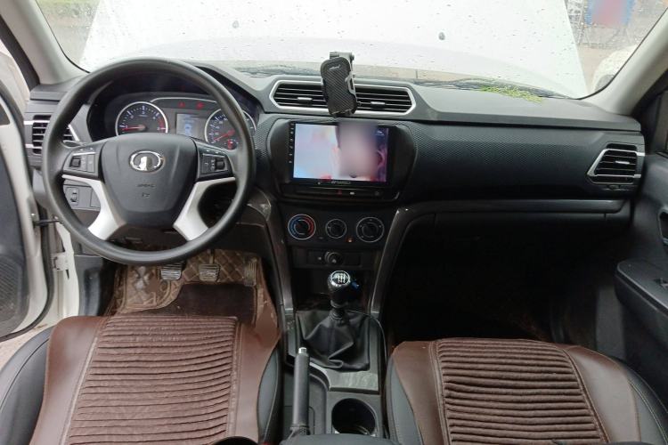 Used Great Wall Wingle 5 2023 2.0T Diesel Two-Wheel Drive Advanced Big Double Center Console