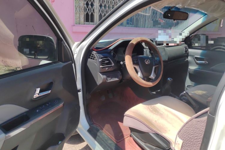 Used Great Wall Wingle 5 2023 2.4L Gasoline Two-Wheel-Drive Entry-Level Big Double Driver Seat