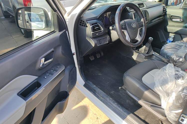 Used Great Wall Wingle 5 2023 "Dry Meal" Version 1.5T Gasoline Two-Wheel-Drive Advanced Large Double Driver Seat