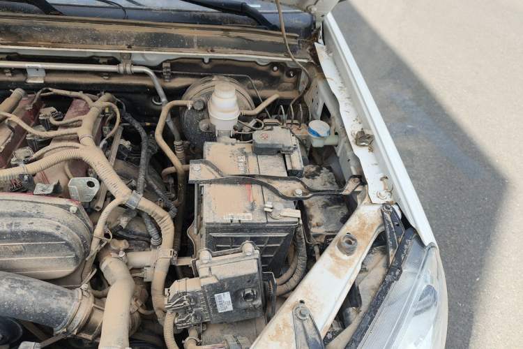 Used Great Wall Wingle 5 2023 2.4L Gasoline 4x4 Entry-Level Big Double Engine Bay Left