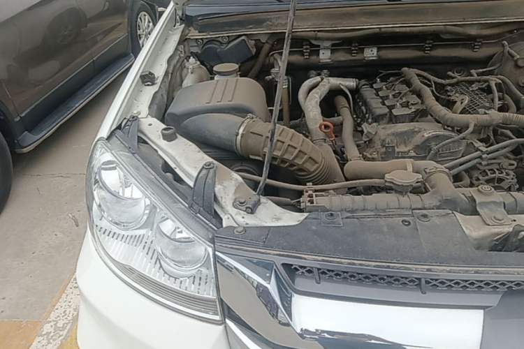 Used Great Wall Wingle 5 2023 "Dry Meal" Version 1.5T Gasoline Two-Wheel-Drive Advanced Large Double Engine Bay Right