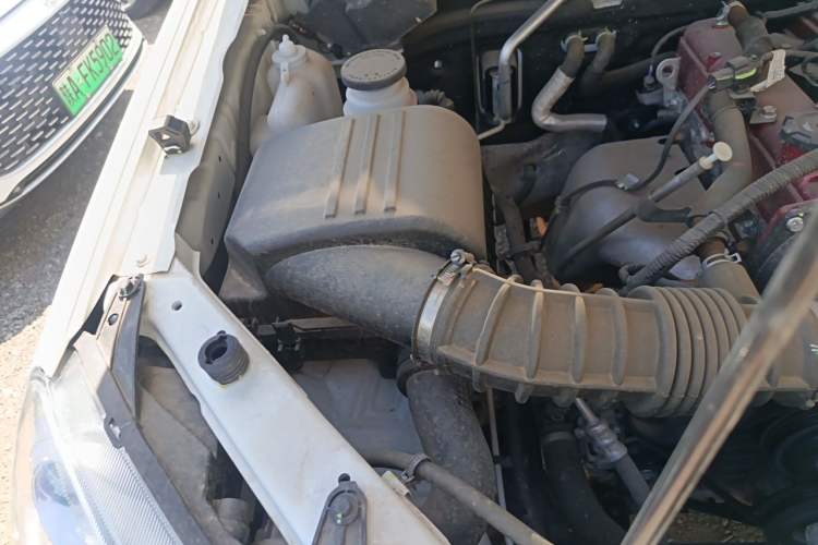 Used Great Wall Wingle 5 2023 2.4L Gasoline Two-Wheel-Drive Entry-Level Big Double Engine Bay Right