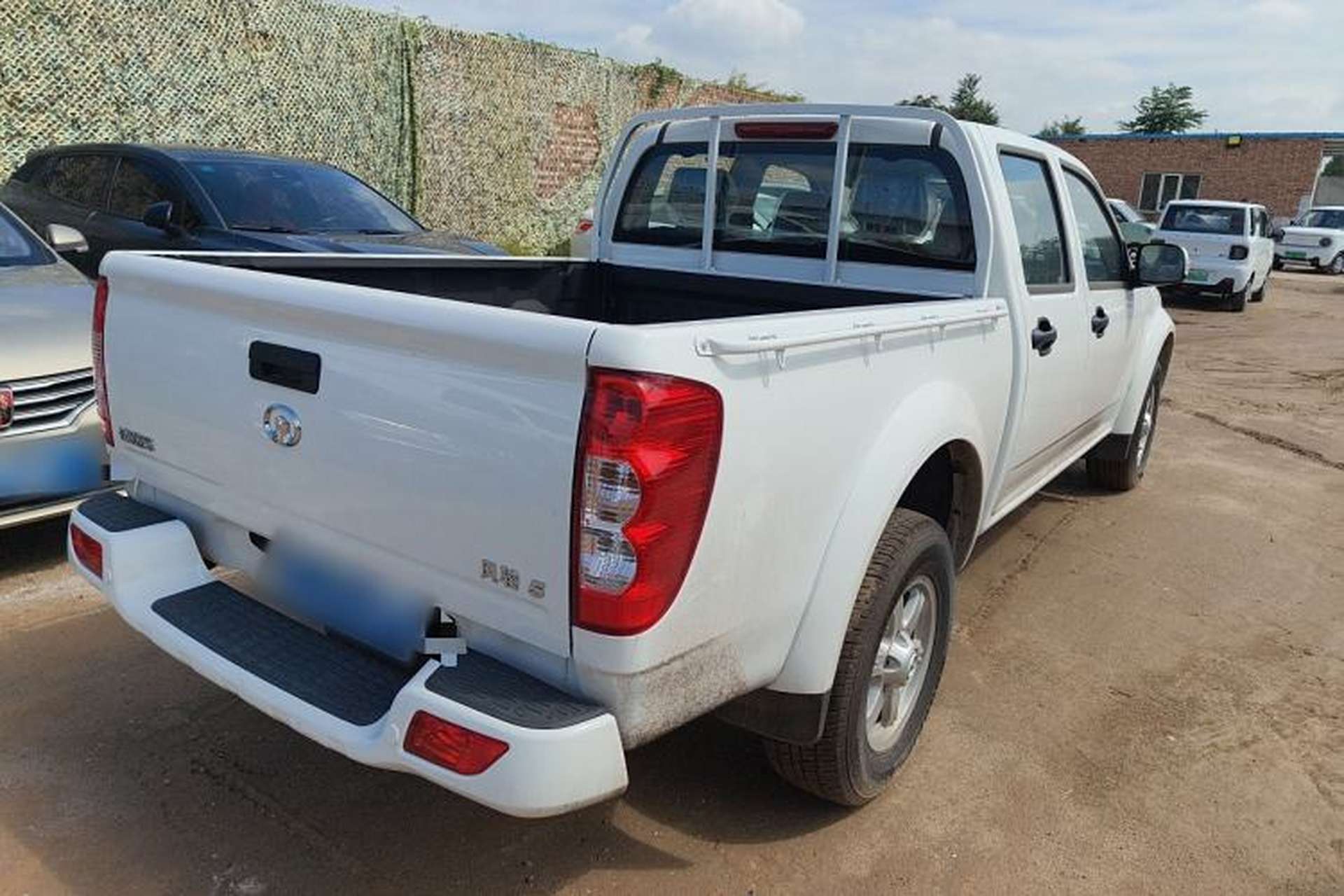 Used Great Wall Wingle 5 2023 2.0T Diesel Two-Wheel Drive Advanced Big Double Exterior 3