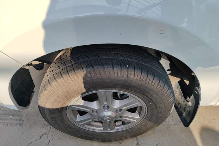 Used Great Wall Wingle 5 2023 "Dry Meal" Version 1.5T Gasoline Two-Wheel-Drive Advanced Large Double Exterior 4