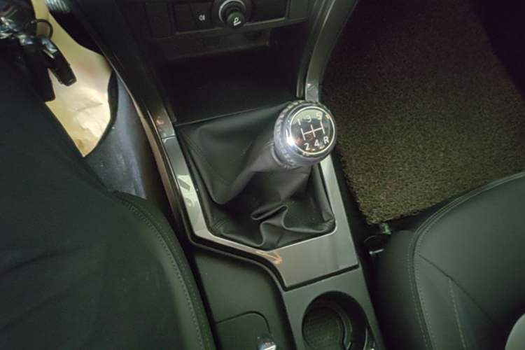 Used Great Wall Wingle 5 2023 "Dry Meal" Version 1.5T Gasoline Two-Wheel-Drive Advanced Large Double Gear Lever