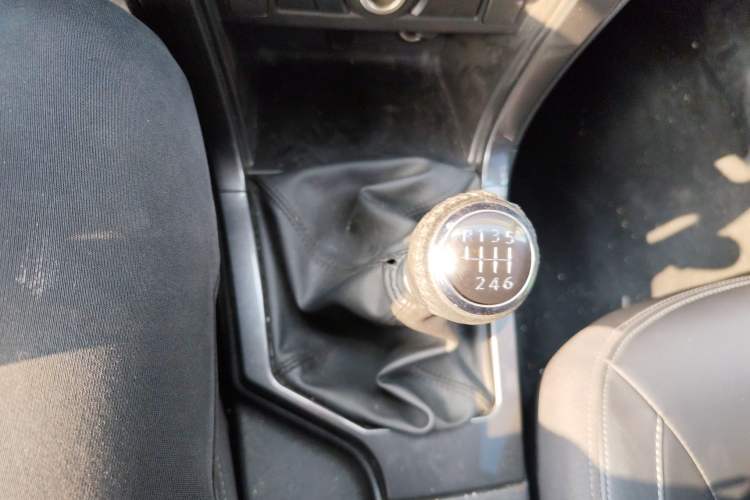 Used Great Wall Wingle 5 2023 2.0T Diesel Two-Wheel Drive Elite Plus Gear Lever