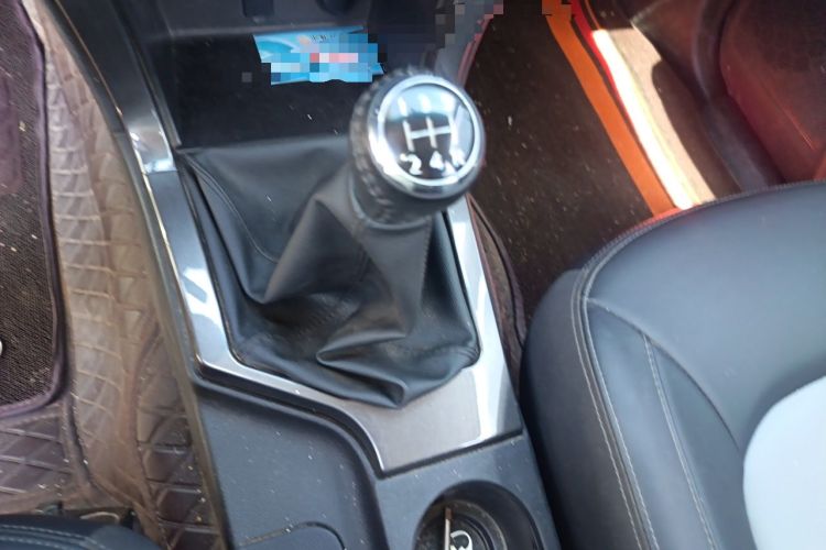 Used Great Wall Wingle 5 2023 2.4L Gasoline Two-Wheel-Drive Entry-Level Big Double Gear Lever
