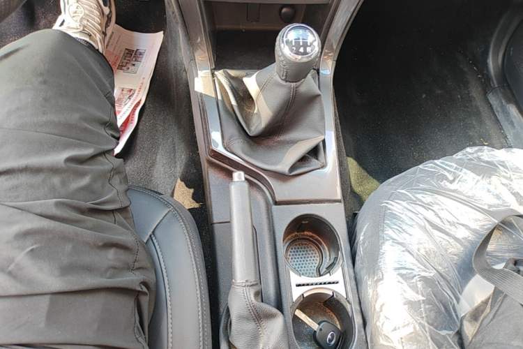 Used Great Wall Wingle 5 2023 "Dry Meal" Version 1.5T Gasoline Two-Wheel-Drive Advanced Large Double Gear Lever