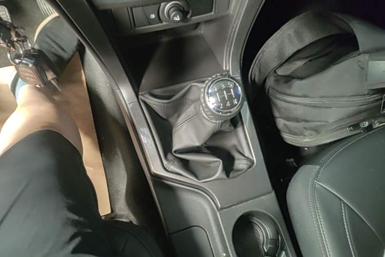 Used Great Wall Wingle 5 2023 "Dry Meal" Version 1.5T Gasoline Two-Wheel-Drive Advanced Large Double Gear Lever