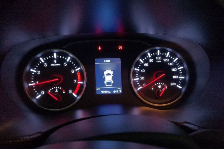 Used Great Wall Wingle 5 2023 2.4L Gasoline Two-Wheel-Drive Entry-Level Big Double Instrument Cluster