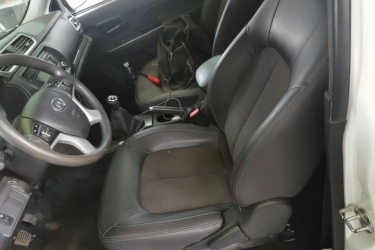 Used Great Wall Wingle 5 2023 "Ganfan" Version 1.5T Gasoline Two-Wheel-Drive Advanced Trim with Long Cargo Bed Left Front Seat