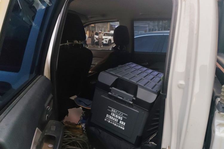 Used Great Wall Wingle 5 2023 "Ganfan" Version 1.5T Gasoline Two-Wheel-Drive Advanced Trim with Long Cargo Bed Left Rear Seat