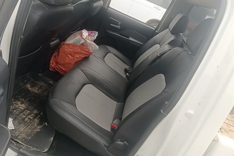 Used Great Wall Wingle 5 2023 "Dry Meal" Version 1.5T Gasoline Two-Wheel-Drive Advanced Large Double Left Rear Seat