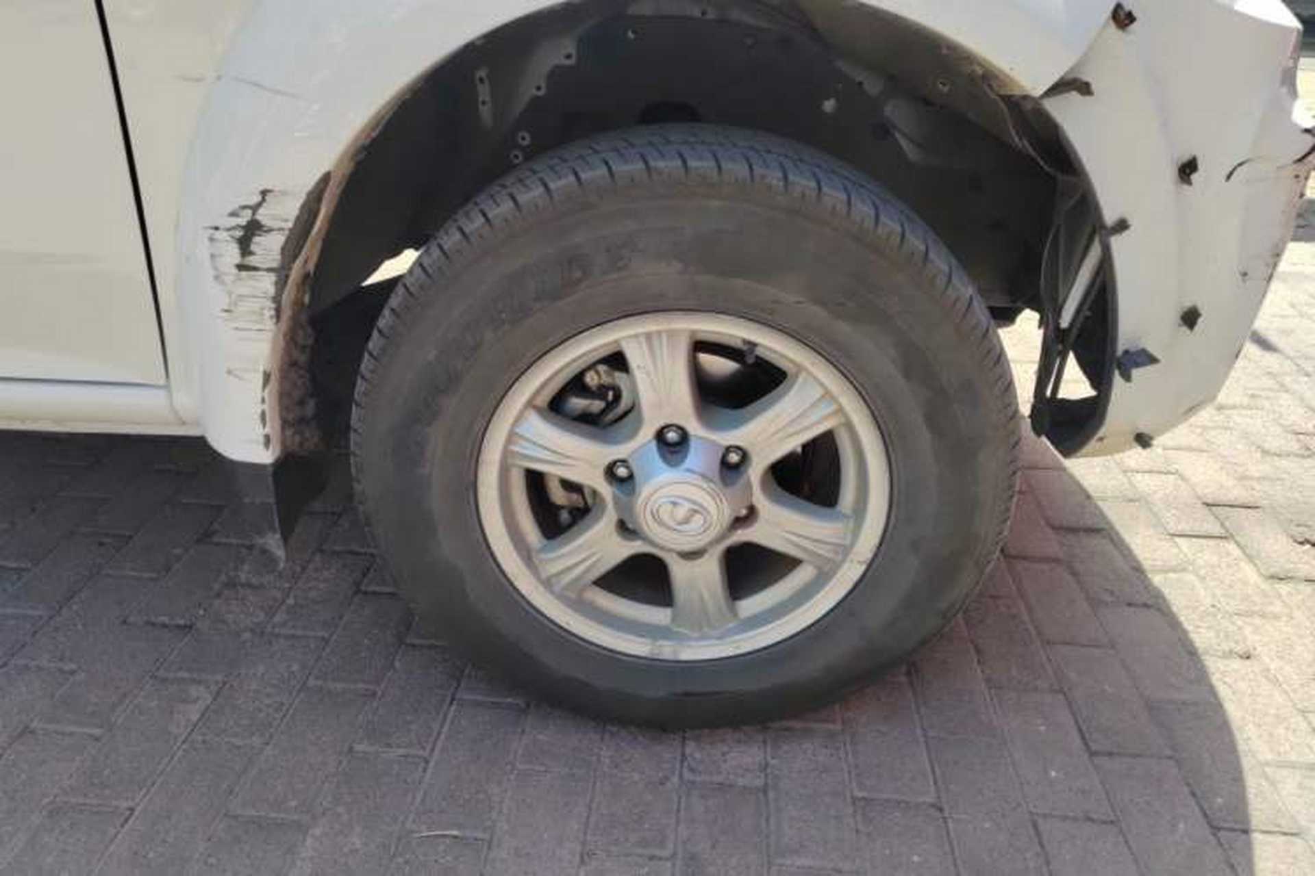 Used Great Wall Wingle 5 2023 2.4L Gasoline Two-Wheel-Drive Entry-Level Big Double Right Front Wheel Hub