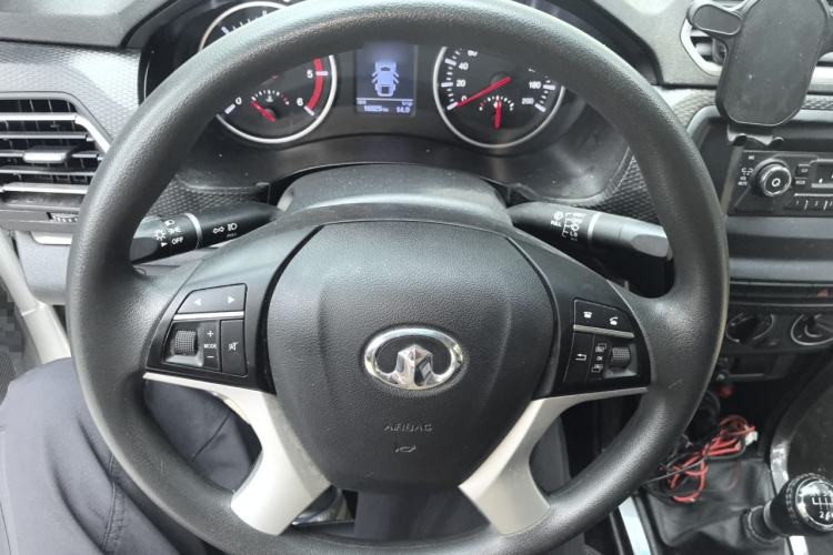 Used Great Wall Wingle 5 2023 2.0T Diesel Two-Wheel Drive Elite Flatbed Truck Steering Wheel