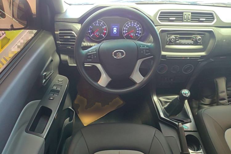 Used Great Wall Wingle 5 2023 "Dry Meal" Version 1.5T Gasoline Two-Wheel-Drive Advanced Large Double Steering Wheel