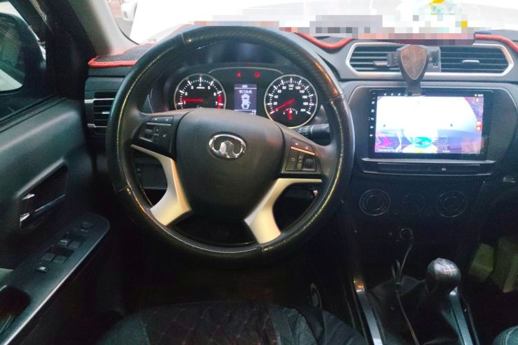 Used Great Wall Wingle 5 2023 "Ganfan" Version 1.5T Gasoline Two-Wheel-Drive Advanced Trim with Long Cargo Bed Steering Wheel