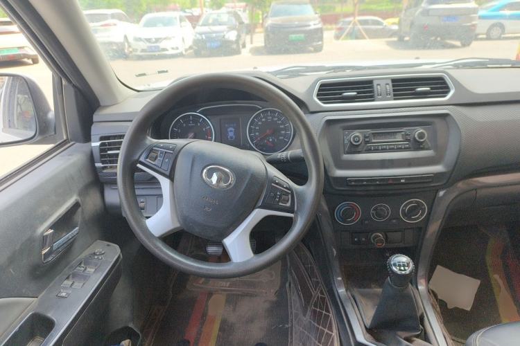 Used Great Wall Wingle 5 2023 2.4L Gasoline 4x4 Entry-Level Big Double Steering Wheel