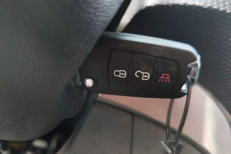 Used Great Wall Wingle 5 2023 2.0T Diesel Two-Wheel Drive Elite Plus Vehicle Key