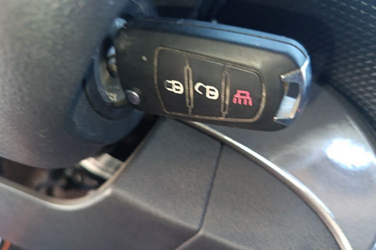 Used Great Wall Wingle 5 2023 2.4L Gasoline Two-Wheel-Drive Entry-Level Big Double Vehicle Key