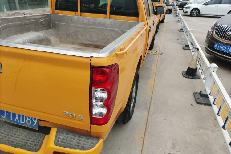 Used Great Wall Wingle 5 2023 "Dry Meal" Version 1.5T Gasoline Two-Wheel-Drive Advanced Large Double Exterior 6