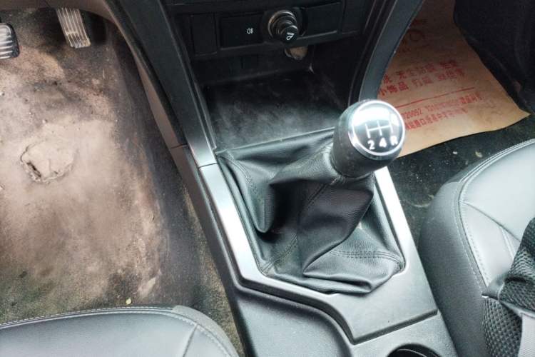 Used Great Wall Wingle 5 2023 "Dry Meal" Version 1.5T Gasoline Two-Wheel-Drive Advanced Large Double Gear Lever