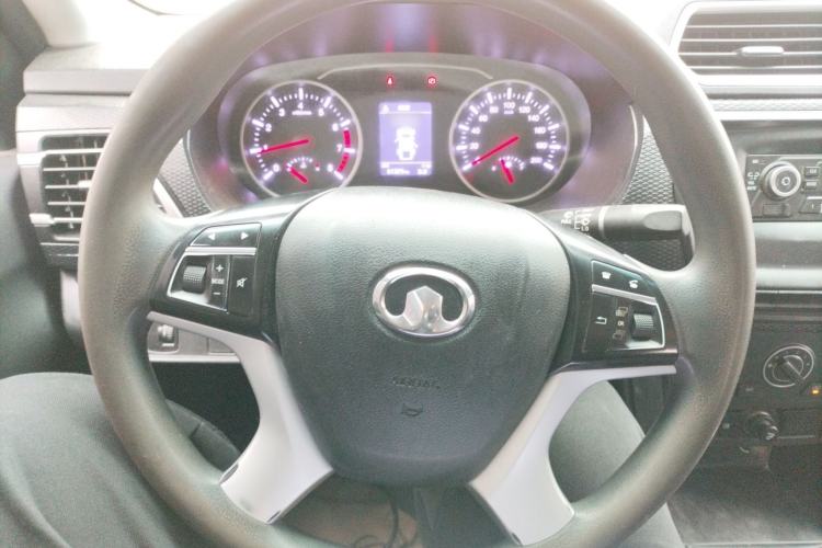 Used Great Wall Wingle 5 2023 "Dry Meal" Version 1.5T Gasoline Two-Wheel-Drive Advanced Large Double Steering Wheel