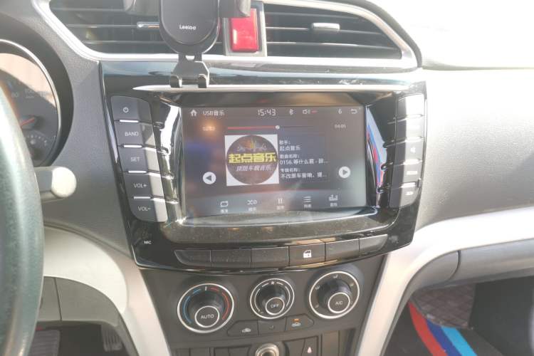 Used Great Wall Wingle 6 2014 2.0T Two-Wheel Drive Elite Version 4D20B Audio And AC Panel